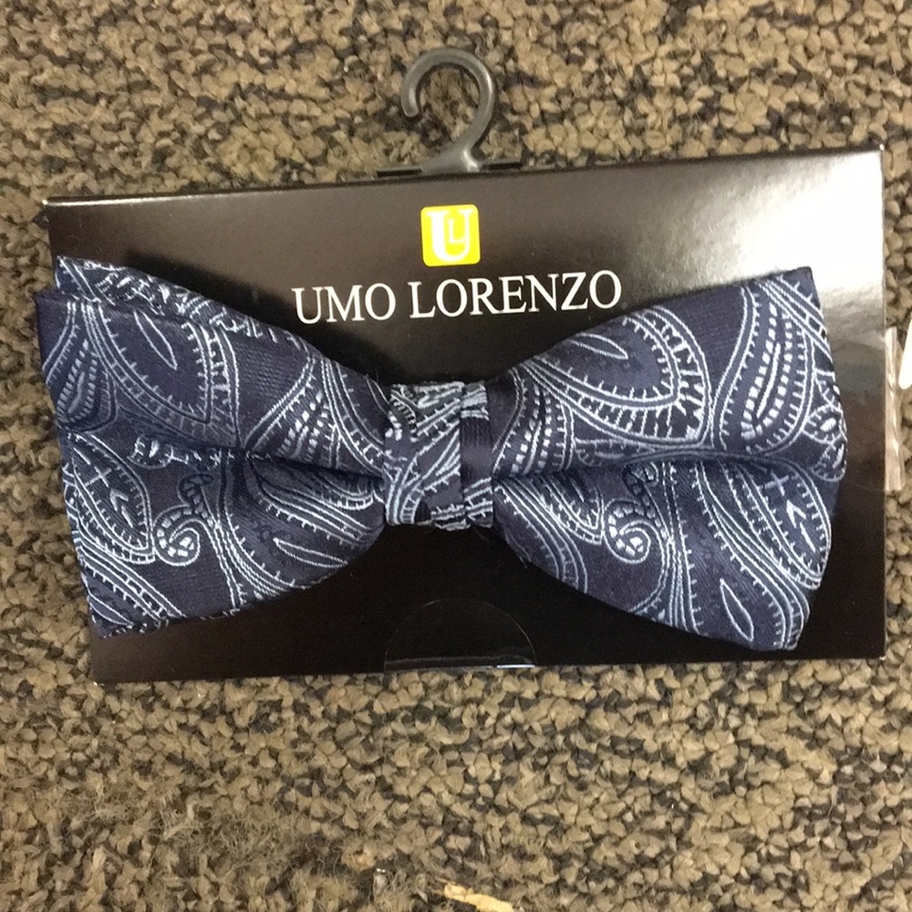 🆕 blue bow tie